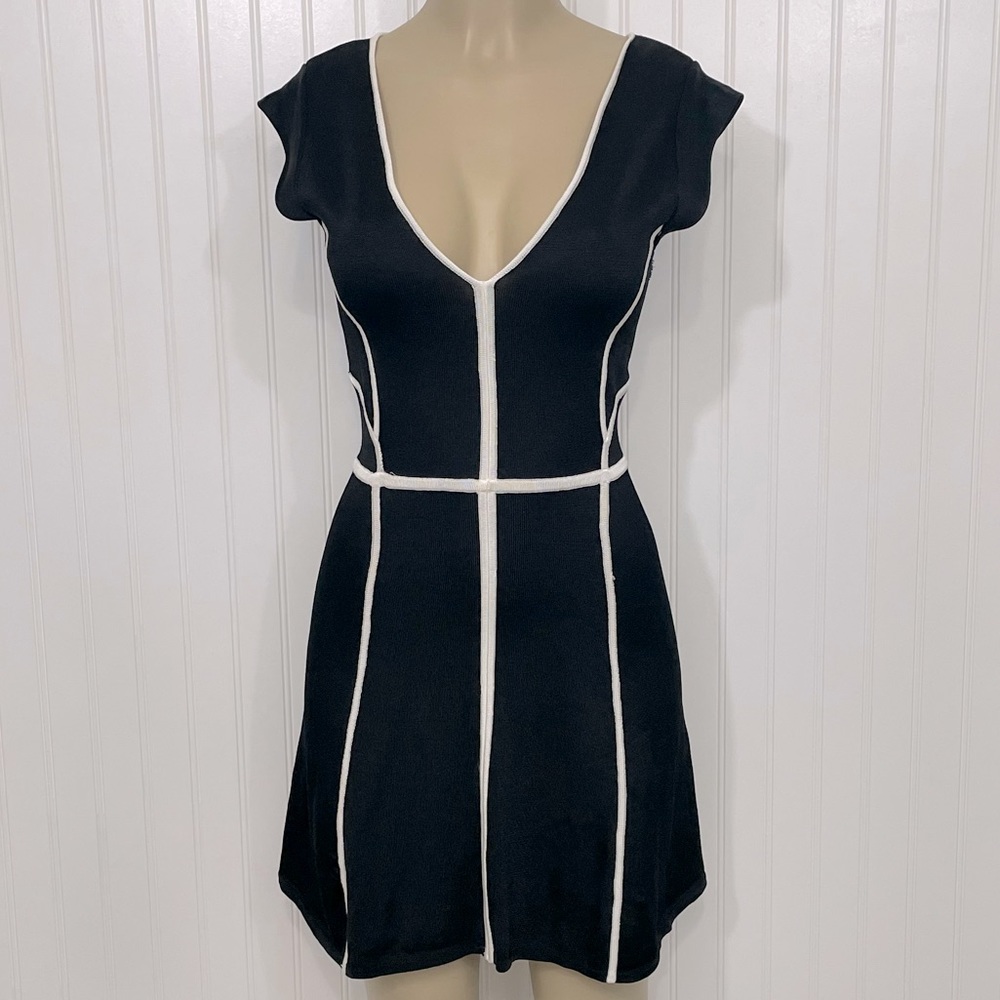 French Connection Black and Cream Bandage Dress Mini-dress Size 4